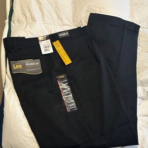 Lee Men's Black Custom Fit Chinos